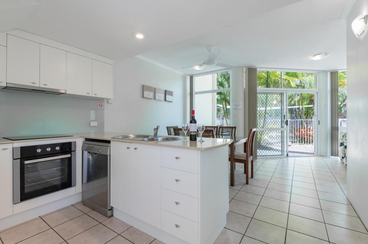 Tropical Nites Holiday Townhouses Port Douglas Eksteriør billede