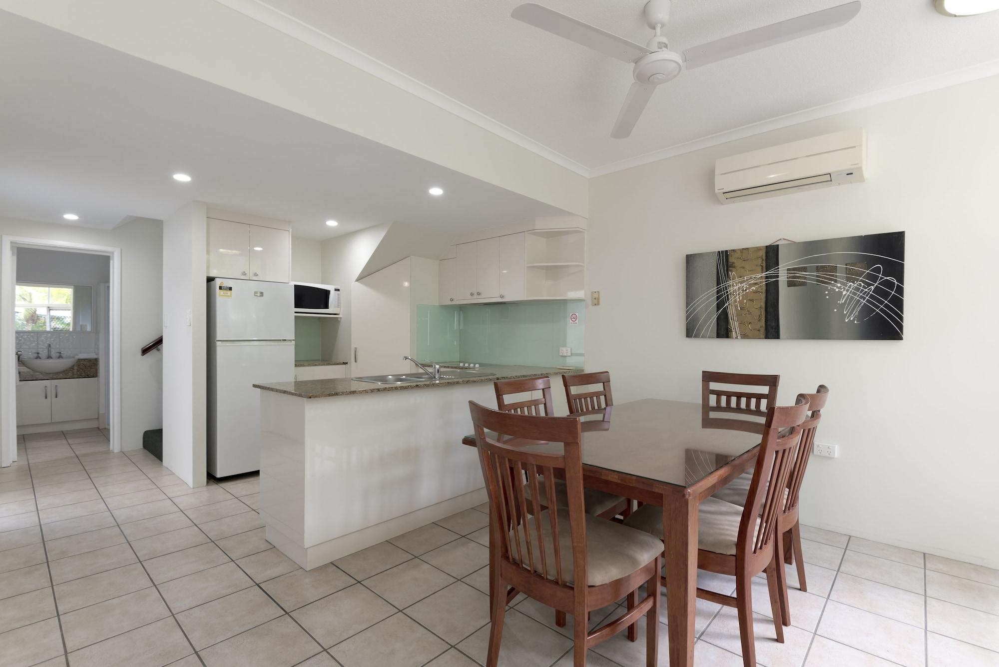 Tropical Nites Holiday Townhouses Port Douglas Eksteriør billede