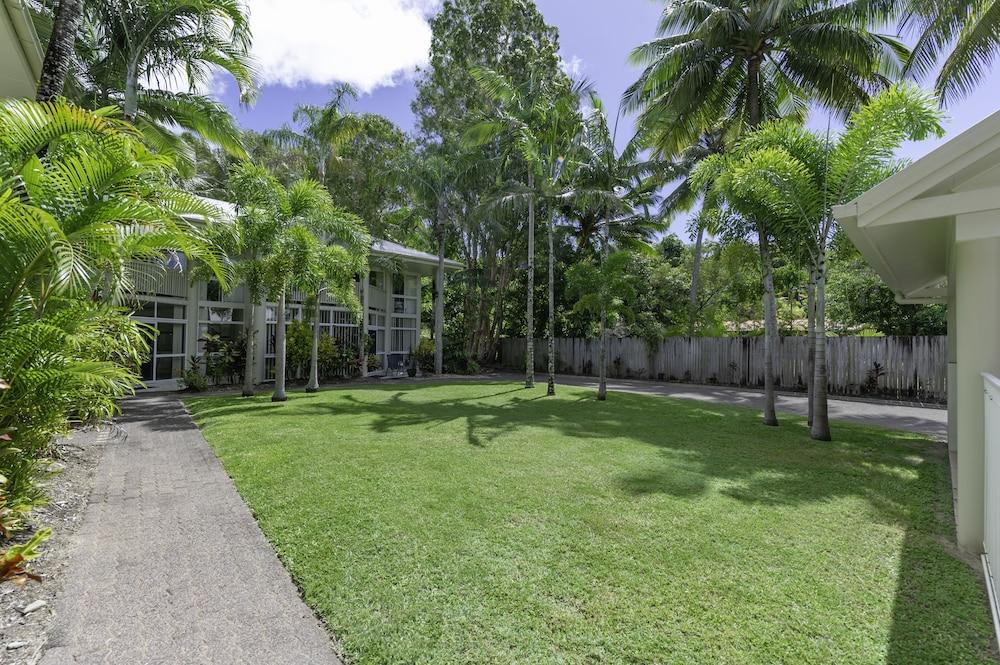 Tropical Nites Holiday Townhouses Port Douglas Eksteriør billede