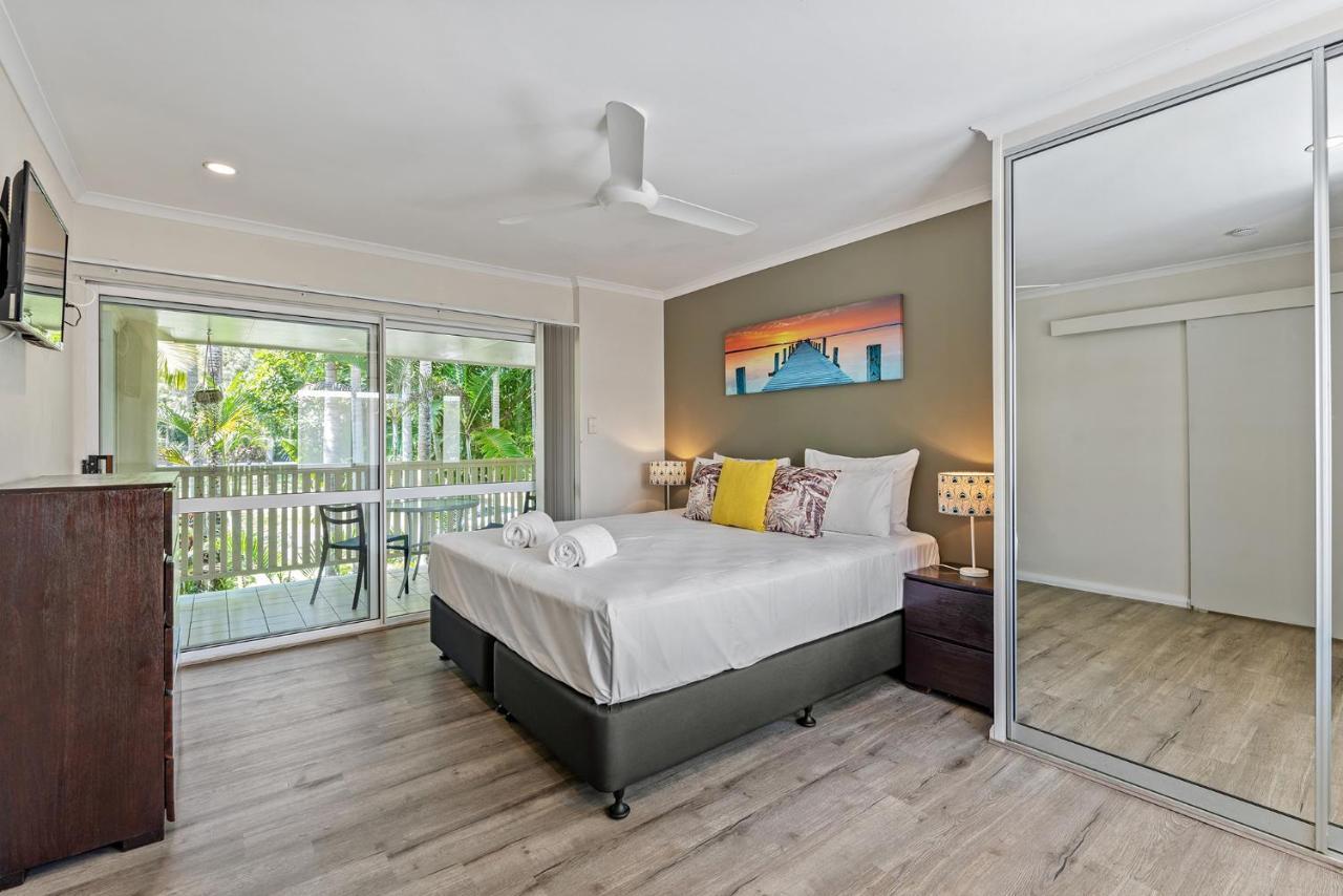 Tropical Nites Holiday Townhouses Port Douglas Eksteriør billede