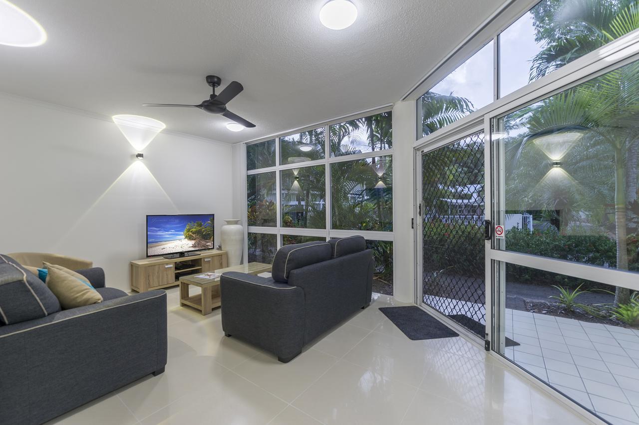 Tropical Nites Holiday Townhouses Port Douglas Eksteriør billede